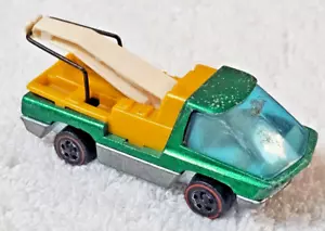 Vintage 1969 HOT WHEELS REDLINE Heavyweights Tow Truck HK Green SPECTRAFLAME - Picture 1 of 8