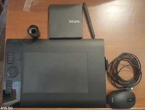Wacom Intuos 4 Medium Graphic Drawing Tablet PTK-640 w Pen, Nibs, Cable, Mouse - Photo 1/2
