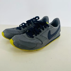 Nike Lightweight Running Sneaker Shoes Gray Navy Blue Yellow #386199-053 Size 8 - Picture 1 of 9