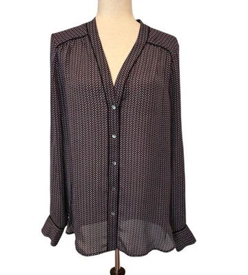 Blusa feminina VINCE 100% seda estampada manga aba rolo gola V grande - Imagem 1 de 4