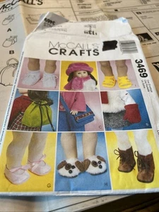 McCall's 3469 Pattern for 18" Dolls - Hats, Shoes, Bags, Scarves Cut/uncut - Picture 1 of 7