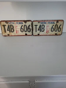 New York license plate T4B 606 SET  Statue of Liberty Vintage 1986 - Picture 1 of 3