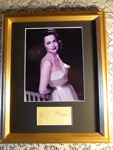 OLIVIA DE HAVILAND VINTAGE SIGNATURE AUTOGRAPH DISPLAY WITH COA L@@K - Picture 1 of 3