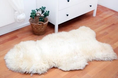 Echtes Lammfell Natur weich | Schaffell Teppich Baby Sitzauflage | Kuschelfell - Bild 1 von 4