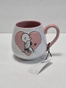 Peanuts Snoopy Charlie Brown Hug Hearts Ceramic Coffee Mug Valentine's Day - Picture 1 of 3