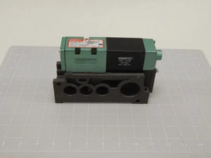 NUMATICS 153SR6415M 152SA400M PNEUMATIC VALVE W/ MANIFOLD T69437 - Picture 1 of 5