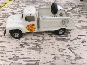 VINTAGE BUDDY L ELECTRIC EMERGENCY UNIT PRRESSED STEEL TOW TRUCK - Picture 1 of 9