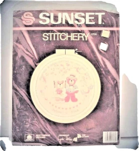 Sunset Stitchery Embroidery KitBest Friends Wedding #5044 New - Imagen 1 de 2