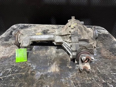 15-20 ESCALADE ESV Front Carrier Assembly - Image 1 of 4