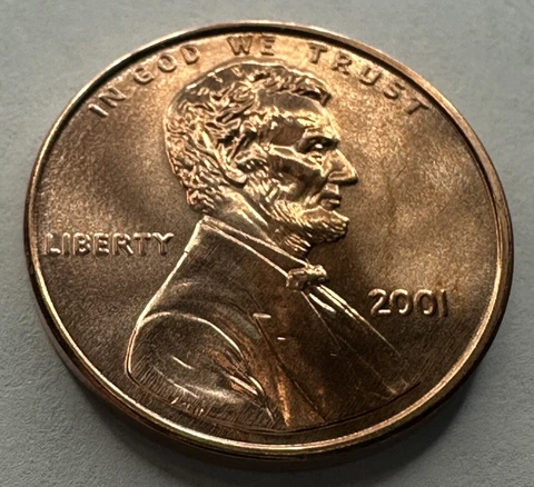 2001-P Lincoln Memorial Penny 1cent Coin from US Mint Set. Uncirculated BU Cover