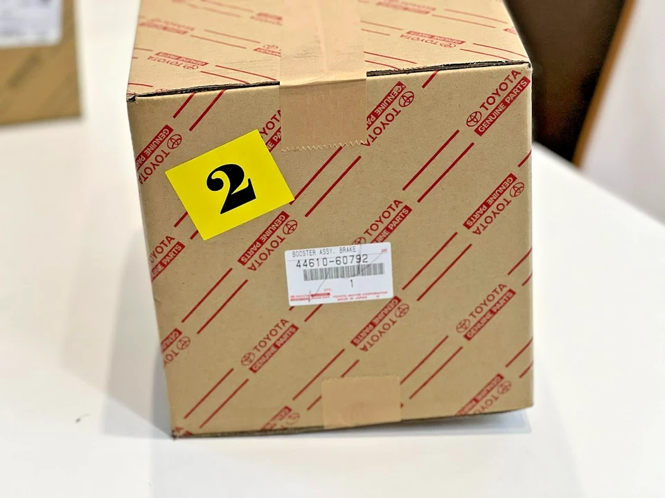 OEM Toyota Land Cruiser 93-1997 Fzj80 Vacuum Brake Booster