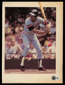 Rod Carew Signed 8x11 Magazine Page Minnesota Twins Vintage Sig Beckett #BM37255 - Picture 1 of 3