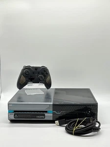 Microsoft Xbox One Halo 5: Guardians Limited Edition 1TB Konsole mit Controller an - Bild 1 von 10