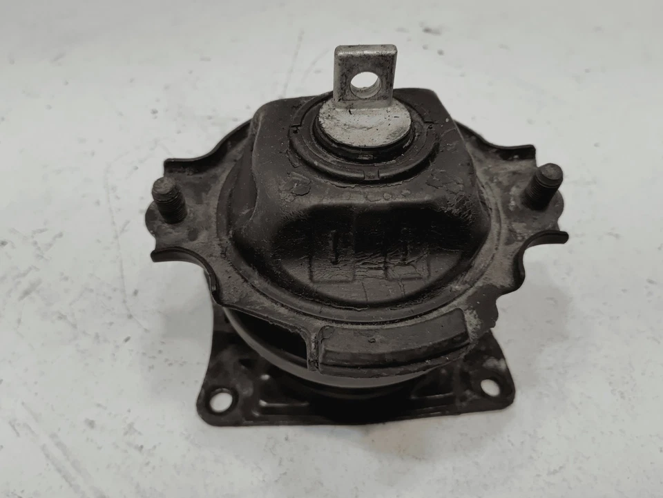 2019-2025 Honda Pasport Engine Motor Rear Rearward Mount Bracket Insulator OEM - Image 1 of 4
