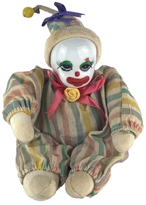 Vintage - Adorable Small But Knowing Clown With Bowtie and Striped Suit - CD4 - Picture 1 of 5