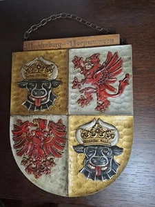Wappen Mecklenburg-Vorpommern Holz handgeschnitzt Weihnachtsgeschenk Bürokunst - Bild 1 von 2