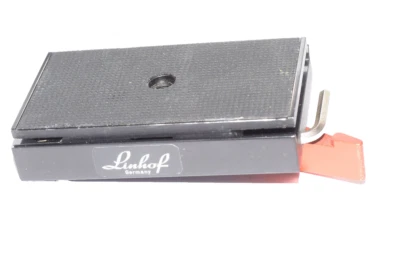 Linhof Quickfix II tripod quick release adapter Plate, 1/4 3/8 Screws - Image 1 of 2