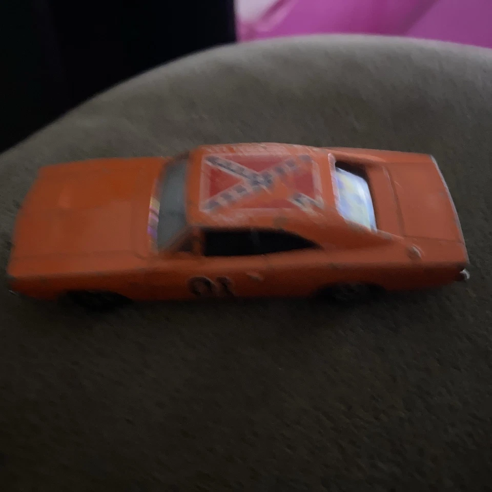ERTL DUKES OF HAZZARD Dodge Charger GENERAL LEE 1981 Vintage TV Show Toy Car 01 Foto 1 de 2