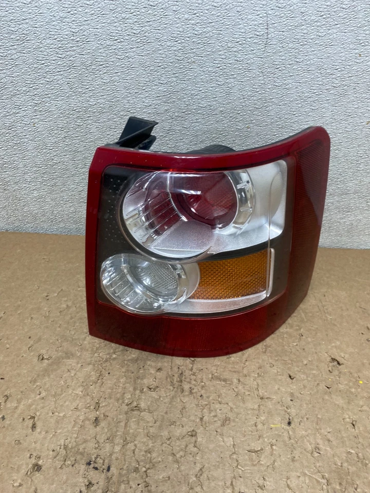 2006 - 2009 Land Rover Range Rover Sport Right Passenger Tail Light Oem V0564 DW - Image 1 of 4