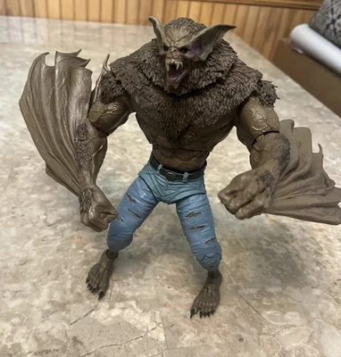 Man-Bat DC Multiverse McFarlane DC Renacimiento Megafigura Hombre Murciélago Batman Foto 1 de 4