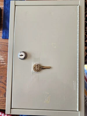 MMF Industries Steel Key Cabinet, Holds 30 Keys New in box, Key Lockbox - Image 1 of 3