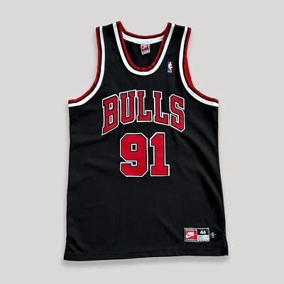 Camiseta deportiva alternativa negra auténtica Dennis Rodman vintage años 90 Nike Chicago Bulls 44 Foto 1 de 4