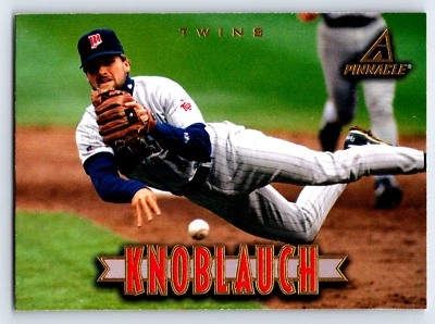 1997 New Pinnacle #108 Chuck Knoblauch Minnesota Twins Baseball Card - Image 1 of 2