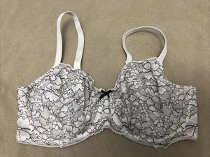 Victoria’s Secret Bra 38DDD Unlined Demi Body By Victoria - Picture 1 of 4