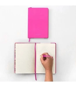 Ted Baker A5 einfaches Notizbuch - 192 linierte Seiten - rosa - brandneu versiegelt - Bild 1 von 8