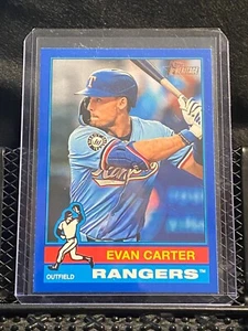 Evan Carter 2025 Topps Heritage Dark Blue Border SP #496 Rangers - Bild 1 von 2