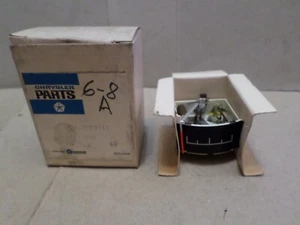 1967 1968 Chrysler Imperial Lebaron Crown nos dash fuel gauge 2580541 - Picture 1 of 6