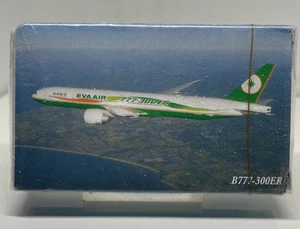 Tarjetas de juego EVA Air Taiwan Airline - nuevas y selladas - B777-300ER - Imagen 1 de 3