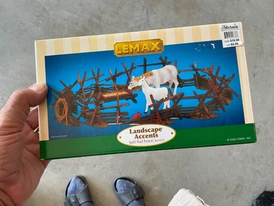 LEMAX Village Collection - Landscape Accent-split rail fence - Image 1 of 4