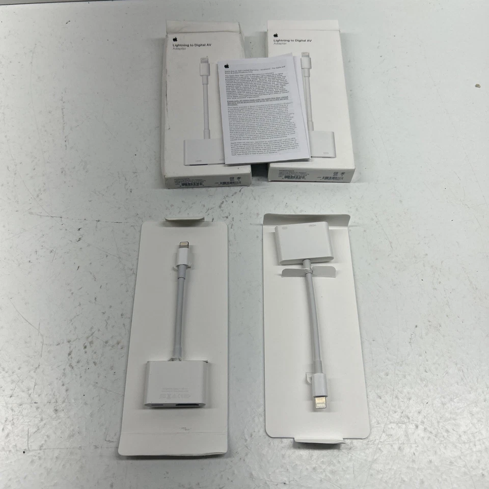 2 Apple Lightning auf Digital AV Adapter (HDMI) weiß - Bild 1 von 3