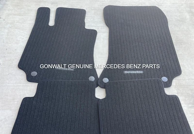 Mercedes Benz CLS400 CLS550 Rep Floor Mats Classic Set 4-Piece 21268069019G32 - Изображение 1 из 4