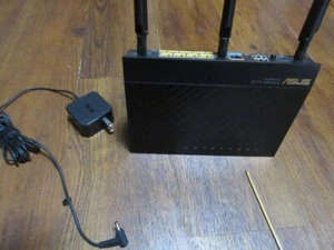 ASUS AC1750 RT-AC66U 1750 Mbps Wireless Dual-Band Gigabit Router - Picture 1 of 4