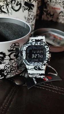 G Shock Blanco Negro Casio DW5600GU 7 G-UNIVERSE Foto 1 de 4