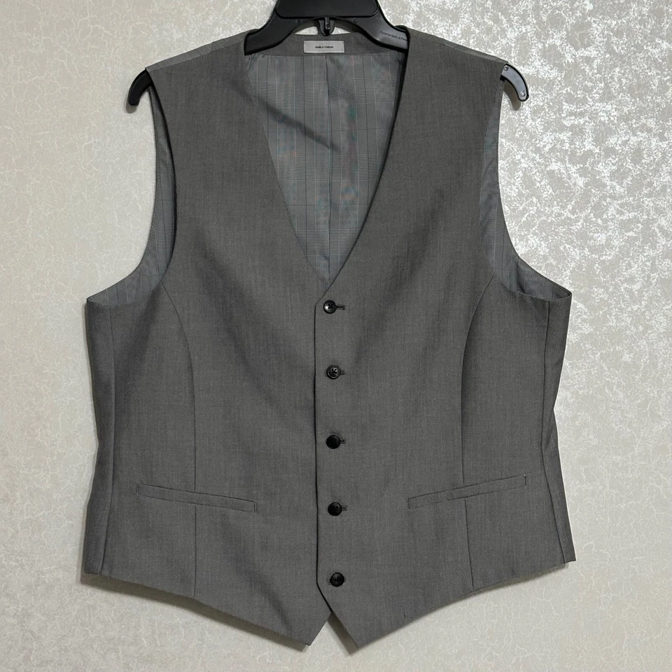 JF J.Ferrar Slim Fit Solid Gray Suit Vest 5 Button Waistcoat Lined Pockets Sz L - Image 1 of 4