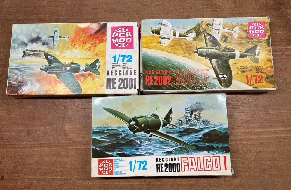 Lotto di tre kit Supermodel: Re 2000, Re2001, Re2002 in 1:72 scale - Immagine 1 di 4