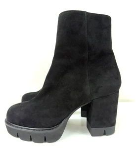 Stuart Weitzman NWB $595 Black Suede ANDE Block Heel Booties Boots Size 5 - Picture 1 of 6