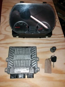 Ford Fiesta MK6/FUSION 1.4 TDCI 2004 ECU KIT - Imagen 1 de 5