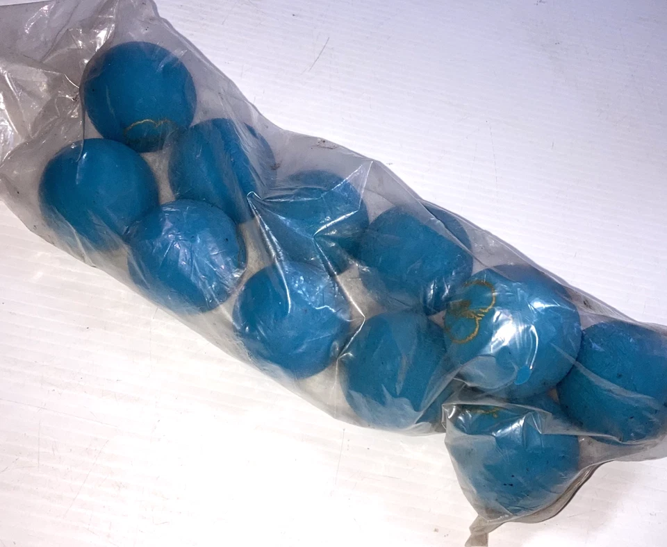 Lote de 12 bolas de goma Sky Bounce bolas de mano azules selladas nuevas Foto 1 de 3