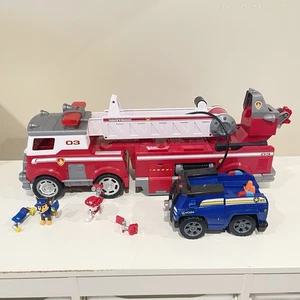 Paw Patrol ULTIMATE RESCUE Fire Truck w/Extendable 2 ft Ladder MARSHALL CHASE - Picture 1 of 8