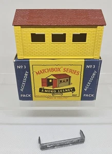 Vintage 1960 Matchbox (1-75) Lesney #3 B - GARAGE : Accessory Pack -Near-mint !! - Picture 1 of 9