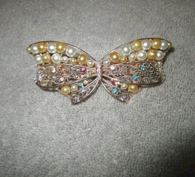 60s Vtg Faux Pearls & Rhinestones Butterfly Hair Barrette Clip Filigree Signed - Image 1 of 4