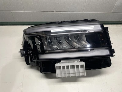 TYC 20-19087-00-9 Headlight Passenger Side 22-23 Nissan Frontier - Image 1 of 4