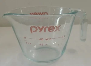 PYREX Glass 8 Cup/64oz/2qt/2 L Measuring Cup Bright Red Lettering - Picture 1 of 10
