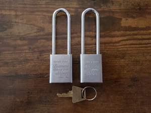 (Lot of 2) American Lock Co. Hardened Series 5100 Keyed-Alike with 1 Key - Used - Picture 1 of 6