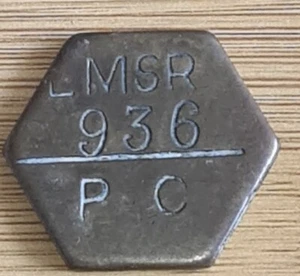 L.M.S.R British Railway London Midland Scottish 936 PC Check Brass  - Bild 1 von 2