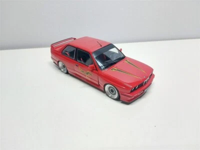 BMW E30 M3 Tuning Alpina Rosso del 1986 - 1/18 Artigianale base Solido - Immagine 1 di 4